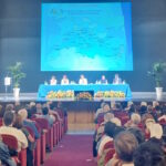 La platea del Teatro Goldoni e i relatori presenti al Convegno